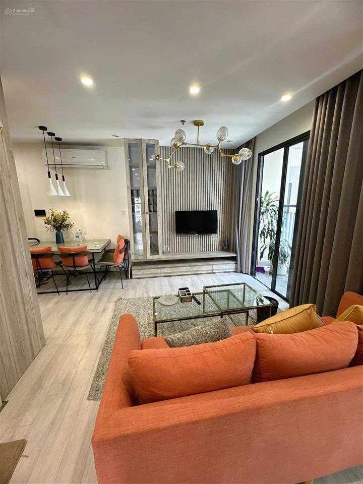 Cho thuê căn hộ 2pn+ full đồ phân khu s2