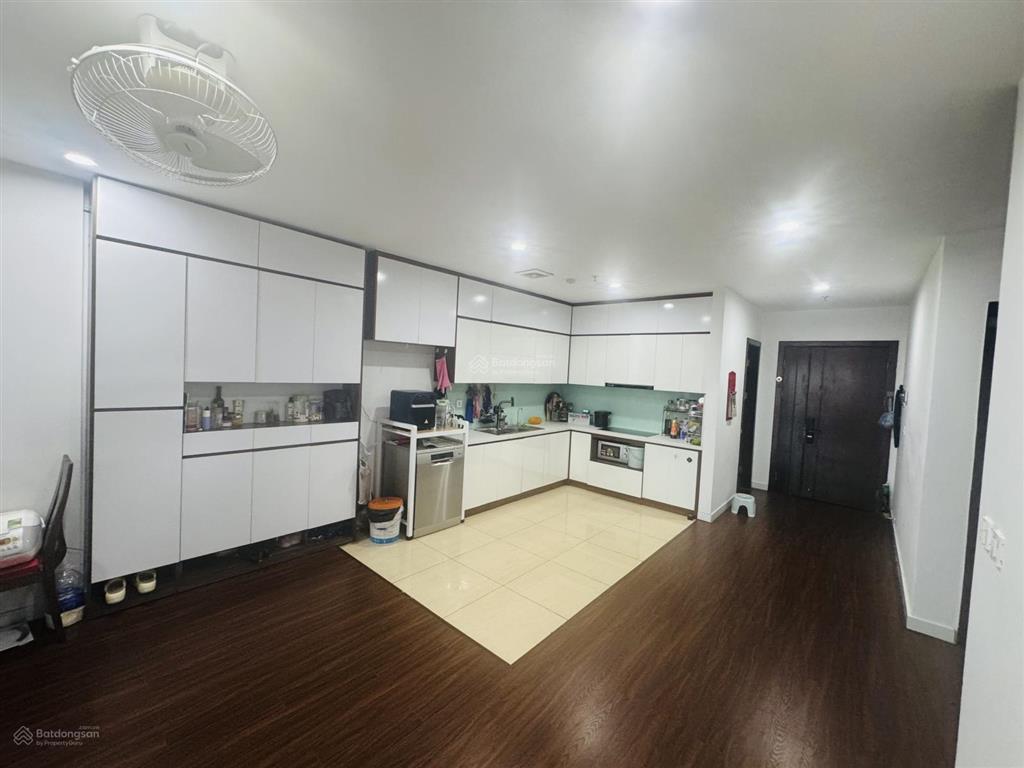 Cho thuê căn hộ chung cư hồ gươm plaza 141m2  3 phòng ngủ