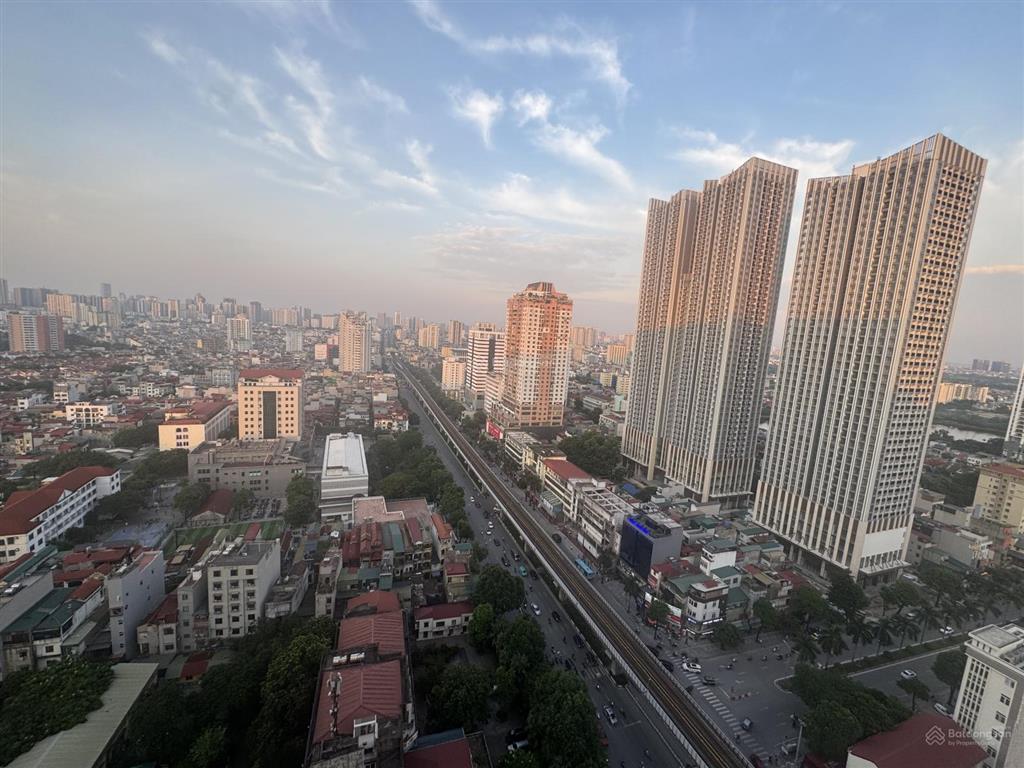 Cho thuê căn hộ chung cư hồ gươm plaza 141m2  3 phòng ngủ