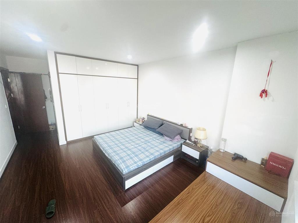 Cho thuê căn hộ chung cư hồ gươm plaza 141m2  3 phòng ngủ