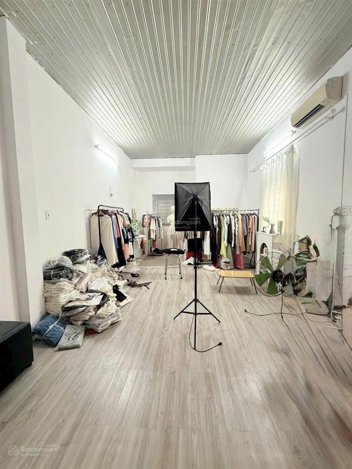 Lô góc 2 tầng đúc nguyễn thị sóc, bà điểm hóc môn giá rẻ 8.8 tỷ