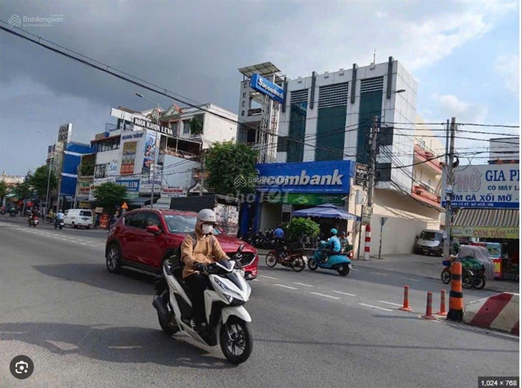 Mặt tiền 3 tầng đúc tô ký tân xuân hóc môn giá rẻ 34,5 tỷ diện tích 324m2 ( 6,3 x 55 ) có 125m2