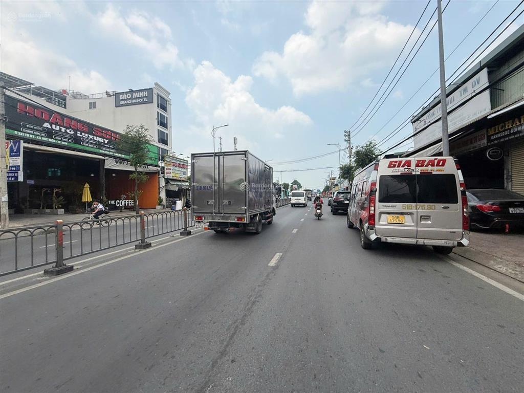 Mặt tiền tô ký, tân xuân, hóc môn giá rẻ 48.5 tỷ tl diện tích 200m2 (6,9 x 50) full thổ