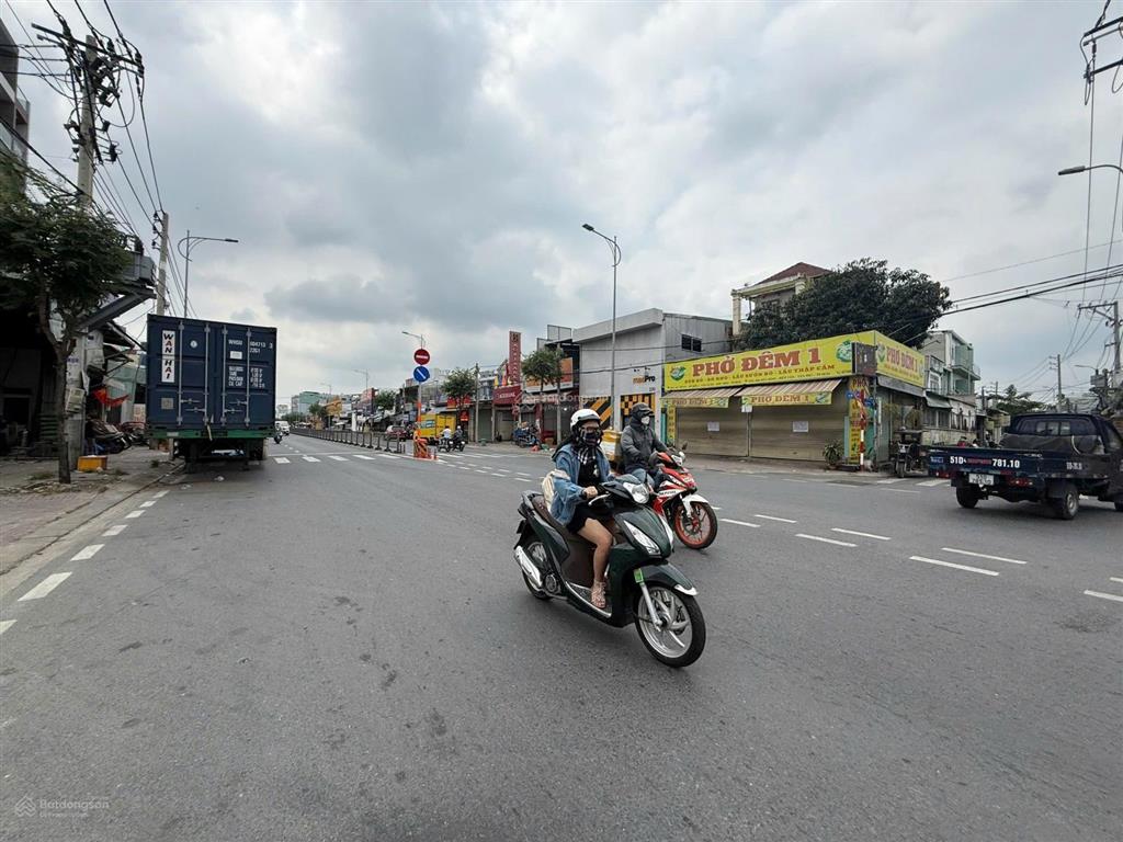 Mặt tiền tô ký, thới tam thôn, hóc môn, giá rẻ 28 tỷ tl diện tích 148m2 (4,5 x 45)