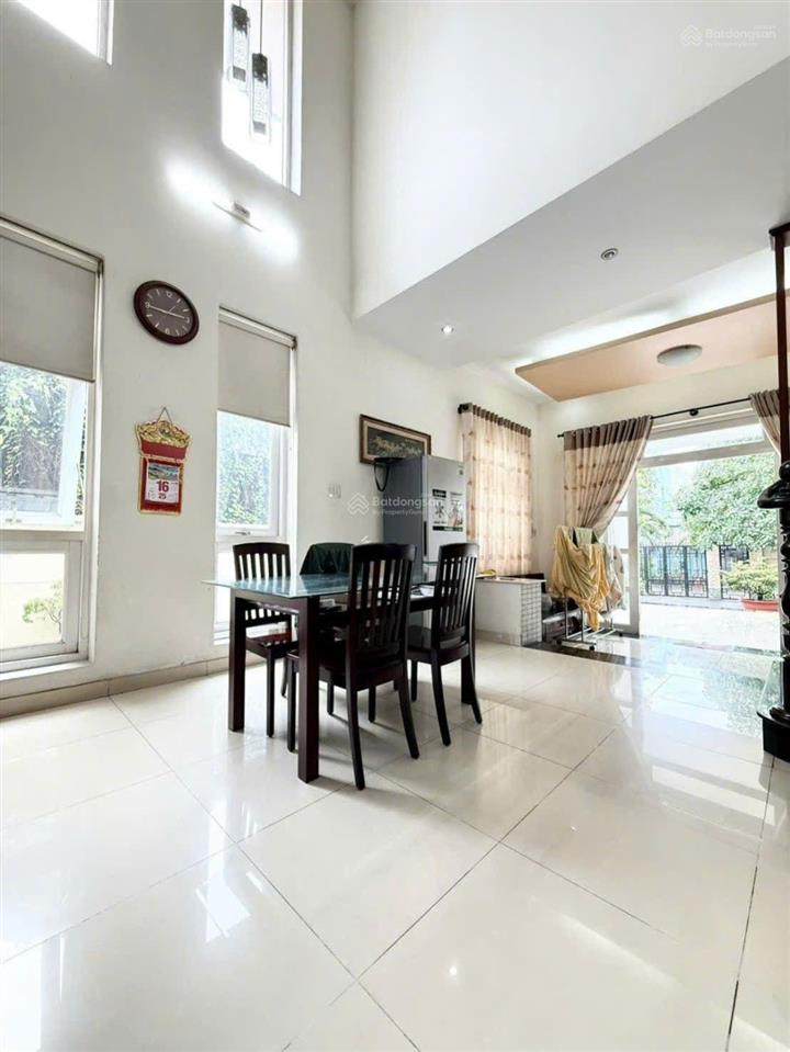 Bán biệt thự thạnh lộc gần cầu phú long quận 12 giá rẻ 36 tỷ