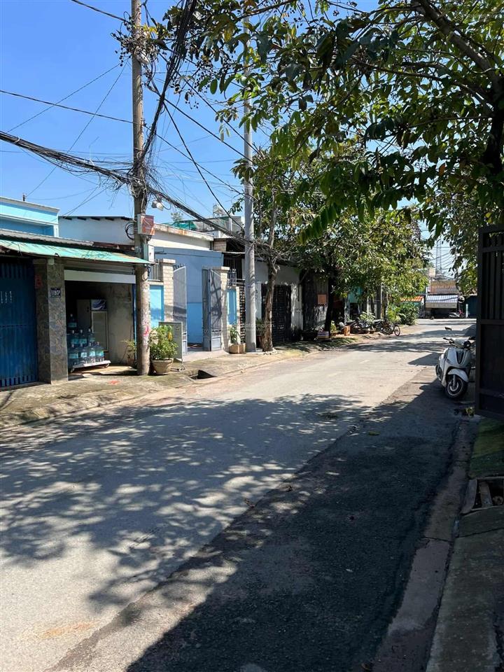 Mặt tiền nhà 2 tầng đúc ấp tam đông ttt hóc môn giá rẻ 4.99 tỷ