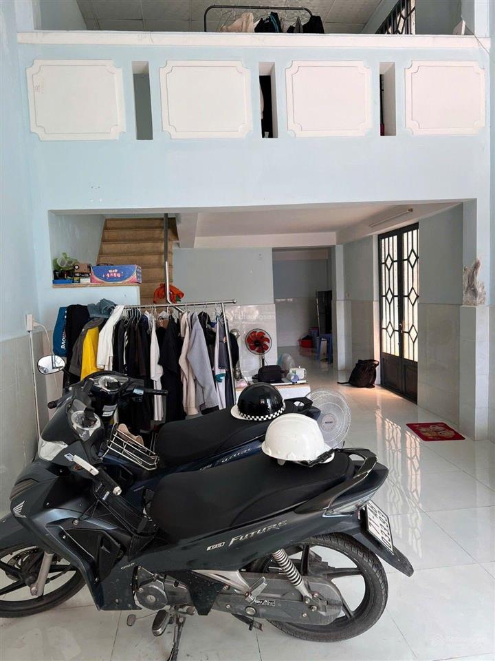 Mặt tiền nhà 2 tầng đúc ấp tam đông ttt hóc môn giá rẻ 4.99 tỷ