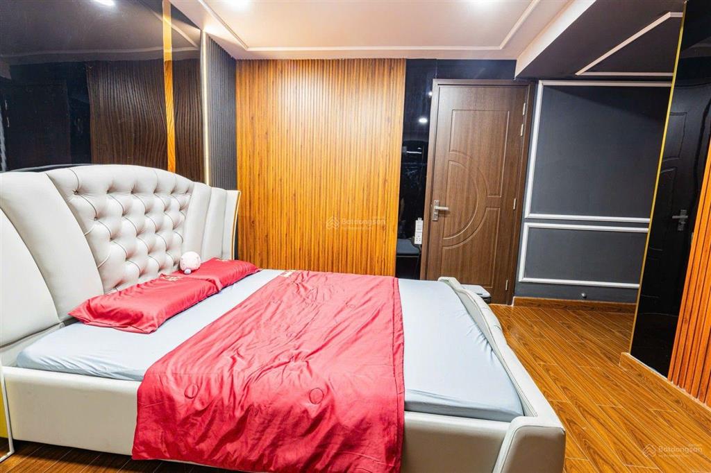 Căn hộ dịch vụ 6 tầng lê đức thọ p16 gò vấp giá rẻ 14.3 tỷ