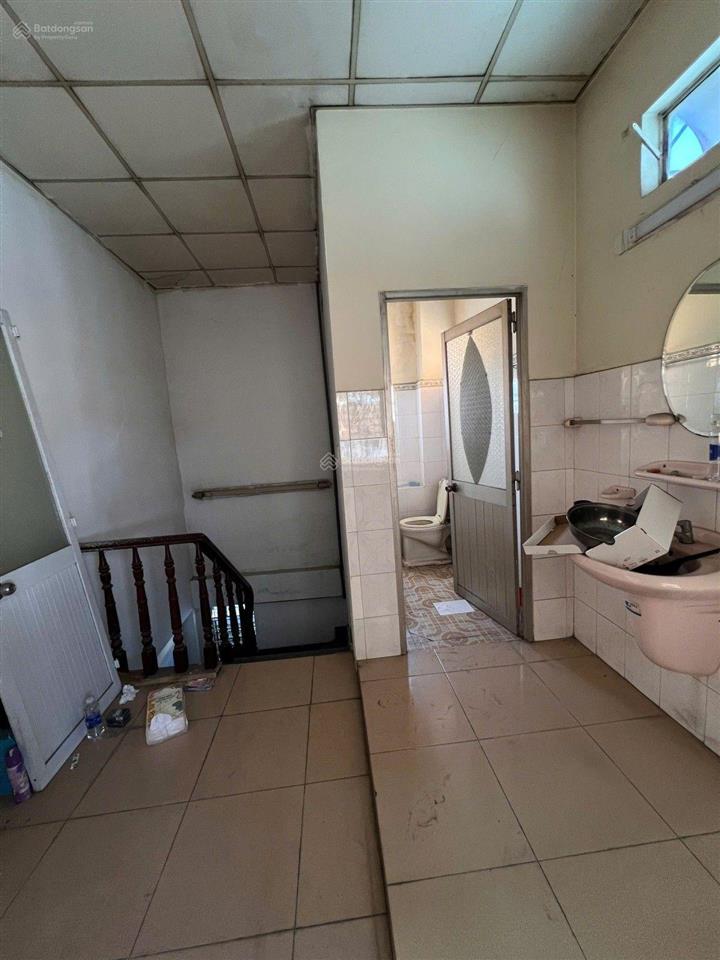 Mặt tiền kinh doanh 3 tầng đúc vị trí đắc địa nguyễn ảnh thủ hiệp thành quận 12 giá rẻ 22.5 tỷ