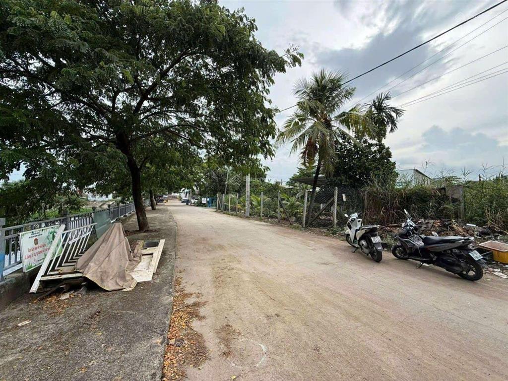 Bán lô đất đẹp nguyễn thị nhuần an phú đông quận 12 giá rẻ 24 tỷ