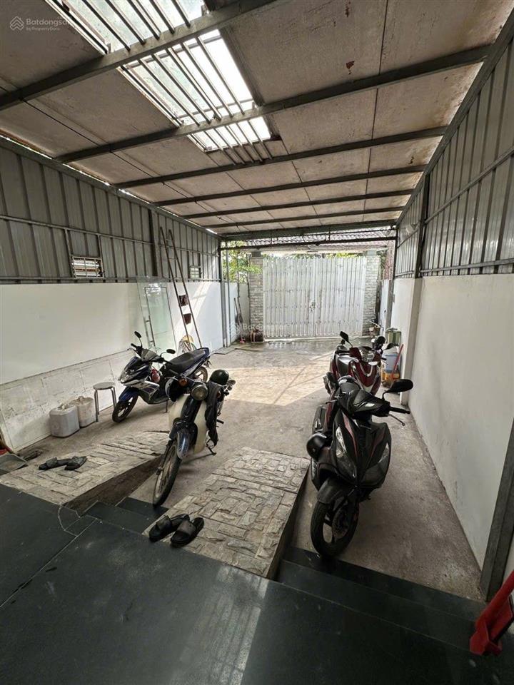 Mặt tiền 5 tầng đúc song hành hóc môn giá rẻ 11.7 tỷ