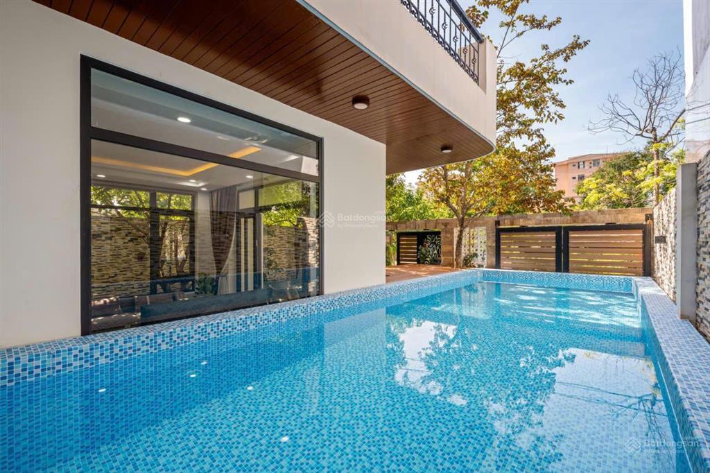 Villa 5 phòng ngủ & hồ bơi cho thuê gần cầu thuận phước, đà nẵng