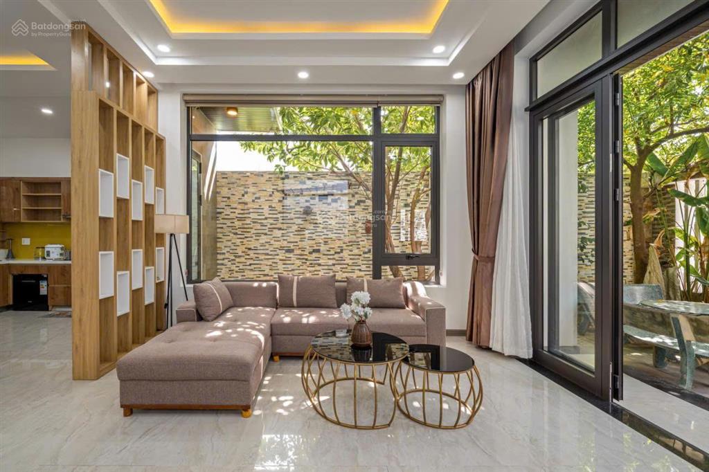 Villa 5 phòng ngủ & hồ bơi cho thuê gần cầu thuận phước, đà nẵng