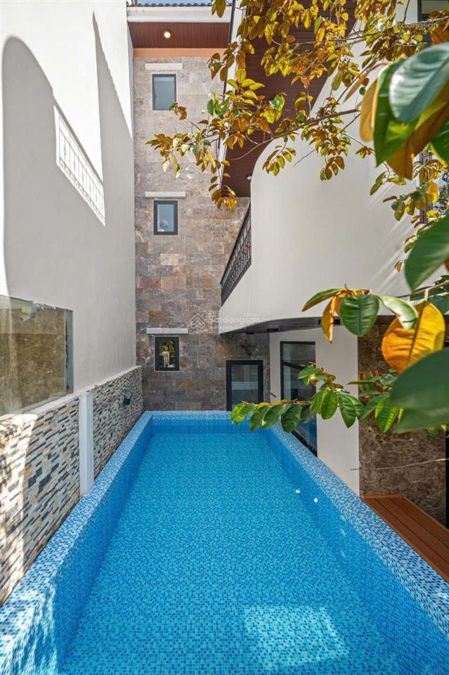Villa 5 phòng ngủ & hồ bơi cho thuê gần cầu thuận phước, đà nẵng