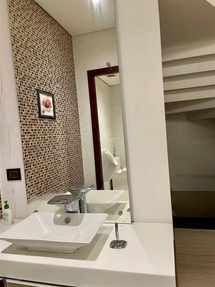 Chính chủ cho thuê nhà ở phố lê trọng tấn dt 90m2x6t mt 7m, thông sàn, thang máy, giá 32tr/th