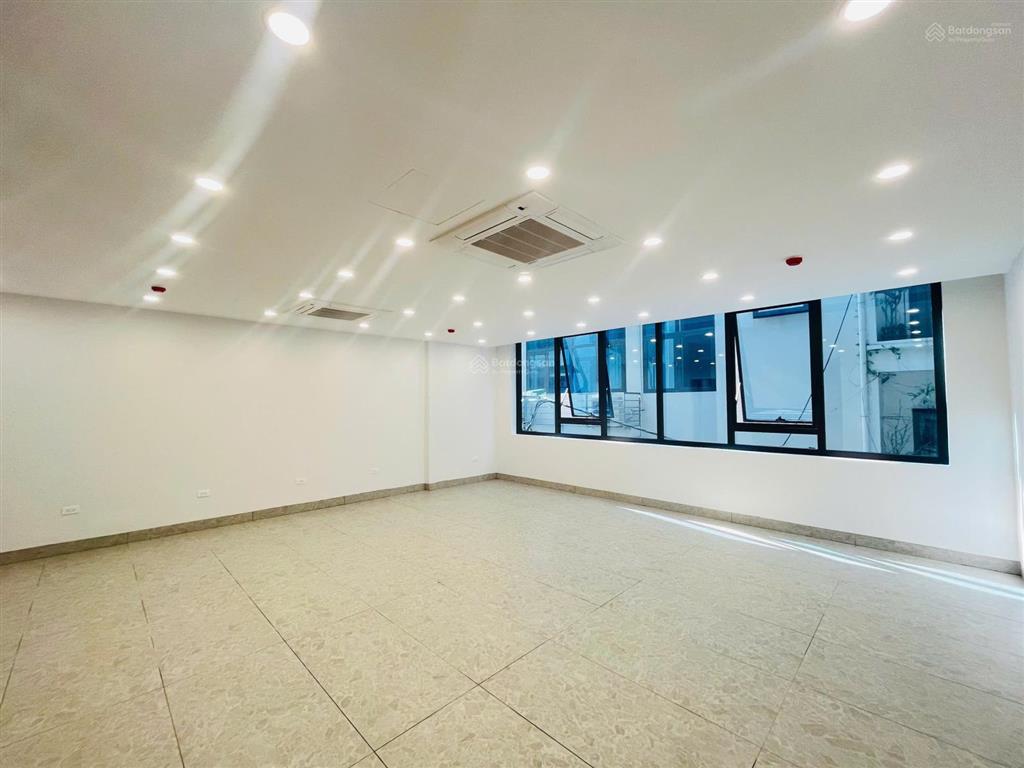 Cho thuê gấp nhà phố trần vỹ  mai dịch dt 75m2 x6t thông sàn, thang máy giá 48tr (có thương lượng)