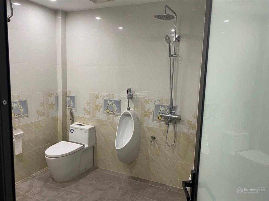 Cho thuê nhà phố trần kim xuyến  trung kính  cầu giấy, 80m2, 6 tầng, mt 6m, thang máy giá 55tr/th