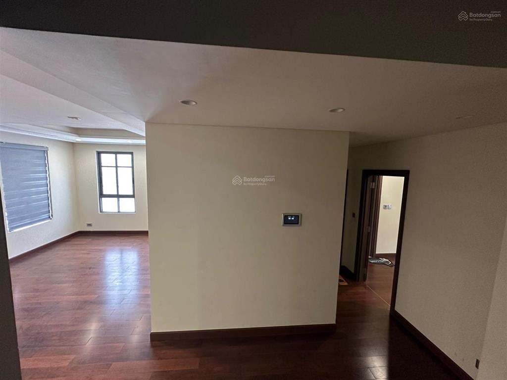 Chính chủ cho thuê nhà lô góc 2 mặt tại the manor dt 100m2 x 5t mt 12m, đầy đủ đồ, giá 45tr/tháng