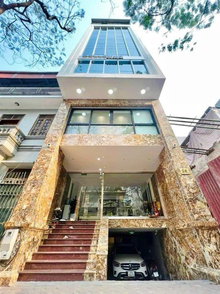 Cho thuê nhà ở phố trung kính, dt 80m2x6t + 1 hầm, mt 6m, thông sàn toàn bộ, thang máy, giá 49tr
