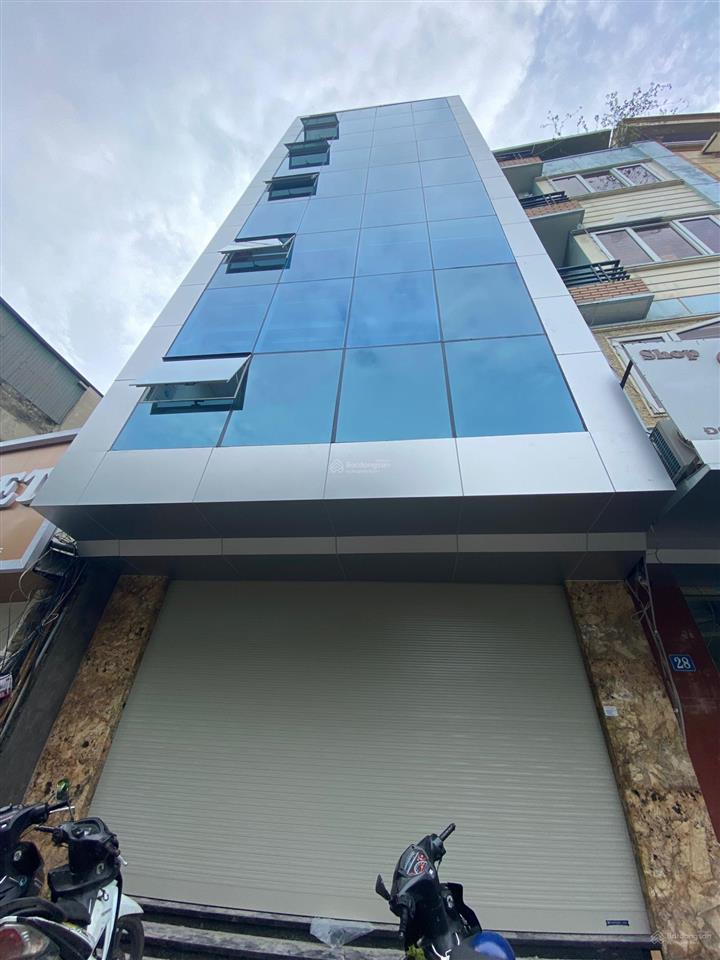 Cho thuê nhà mặt phố quan hoa  nguyễn đình hoàn 55m2x5t, mt 9,2m, thông sàn, pccc. giá 36tr/th