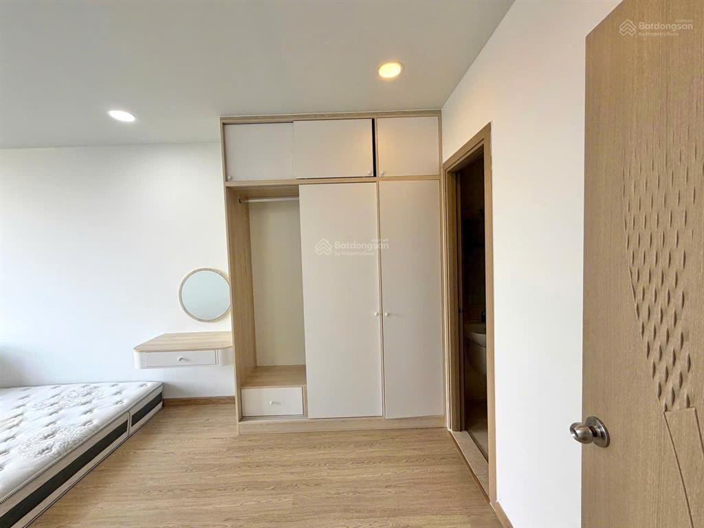Căn hộ như ảnh đăng  16 triệu  lần đầu tiên cho thuê chủ ở  2pn 2wc  full .   0909 035 ***
