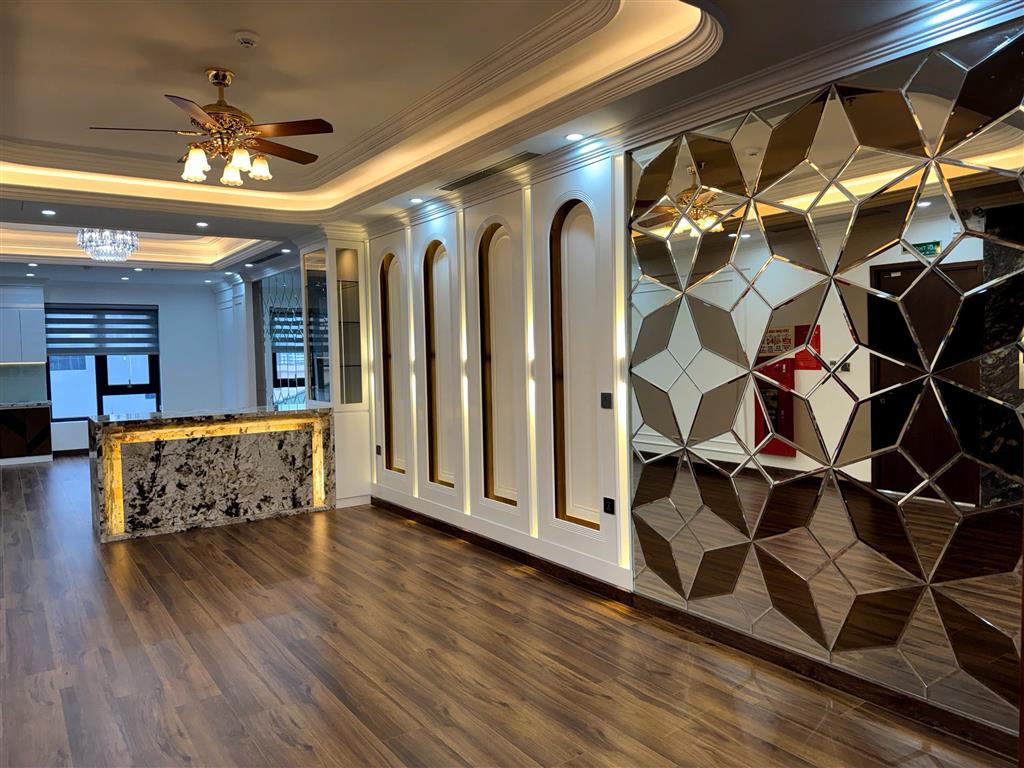 CỰC HIẾM CHÍNH CHỦ CẦN BÁN TÒA NHÀ PHỐ CẦU GIẤY 135 M2 x 9 TẦNG 01 TẦNG HẦM 08 TẦNG NỔI