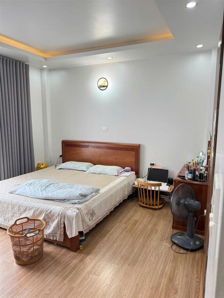 SIÊU PHẨM CHÍNH CHỦ CẦN BÁN NHÀ PHỐ MỄ TRÌ HẠ QUẬN NAM TỪ LIÊM 30m2 x5 TẦNG NHỈNH 8 TỶ
