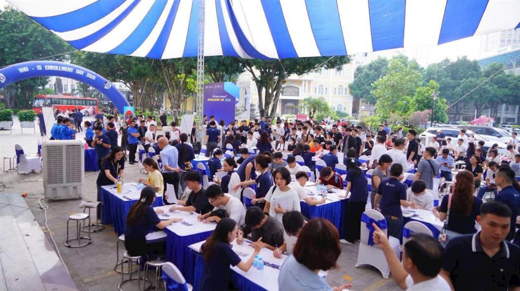Lý do khách hàng nên chọn Bất động sản Hòa Lạc?
1. Giá rẻ, còn hấp dẫn.
2. Dòng tiền sinh