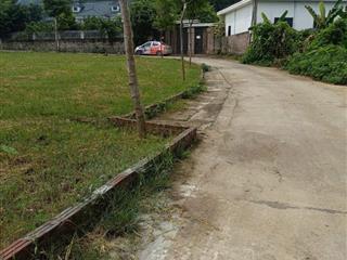 Nhỉnh 2 tỷ anh chị có ngay lô đất diện tích 100m2 Đất tại Hòa Lạc, 
Không nằm