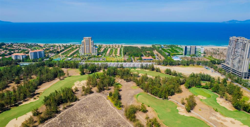 Siêu phẩm biệt thự sổ lâu dài cạnh sân golf 36 hố, cách biển mỹ khê chưa đến 500m, nhận nhà ngay