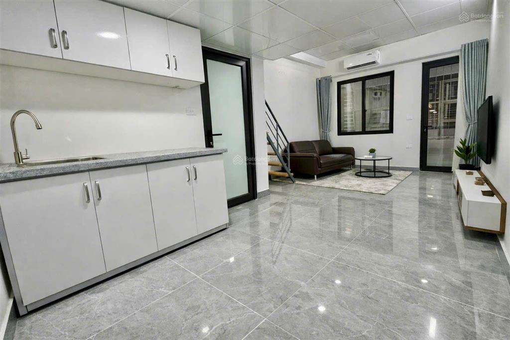 Căn hộ full đồ  35m2 cầu giấy / chính chủ  riêng biệt