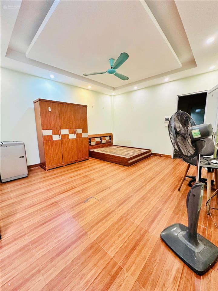 Chính chủ cho thuê full đồ 38m²
