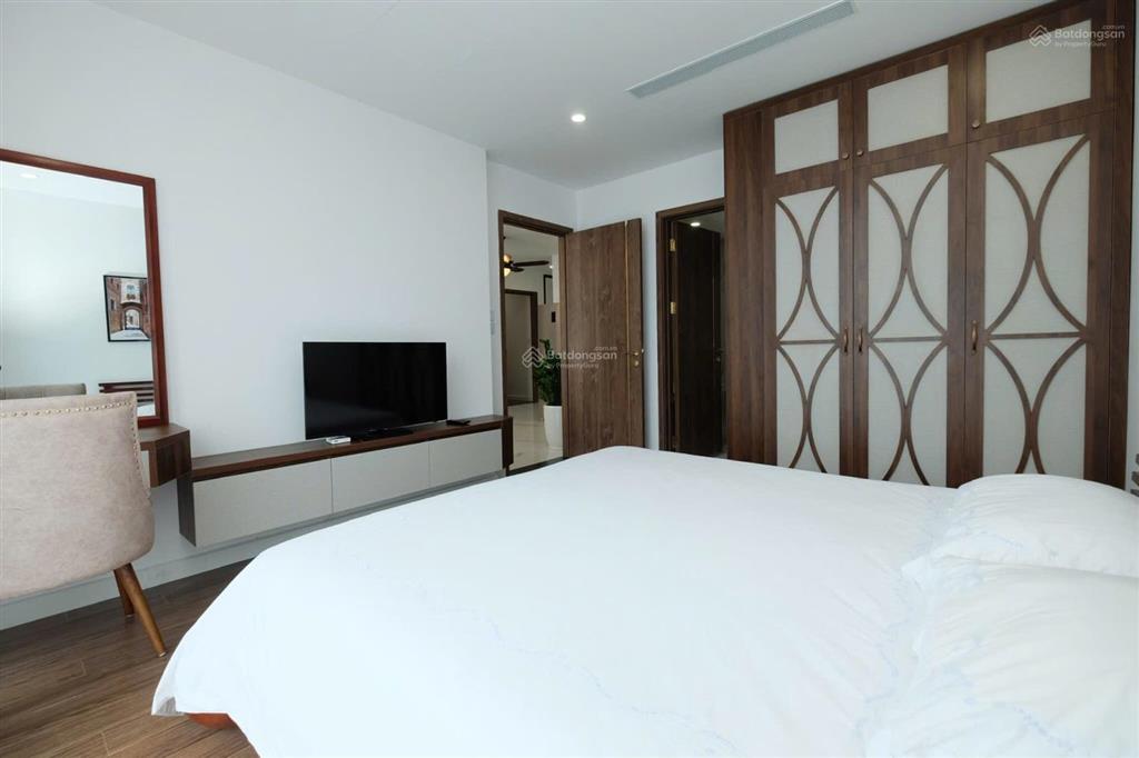 Cho thuê căn duplex sunshine city view thành phố. full đồ, giá 66 triệu/th