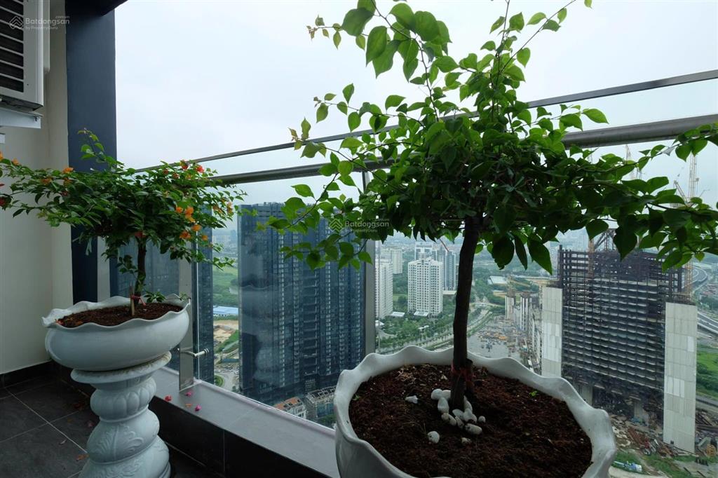 Cho thuê căn duplex sunshine city view thành phố. full đồ, giá 66 triệu/th