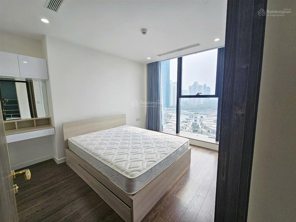 Sunshine city  chủ hàn bán căn 3pn 98m2 view thành phố. sẵn sổ