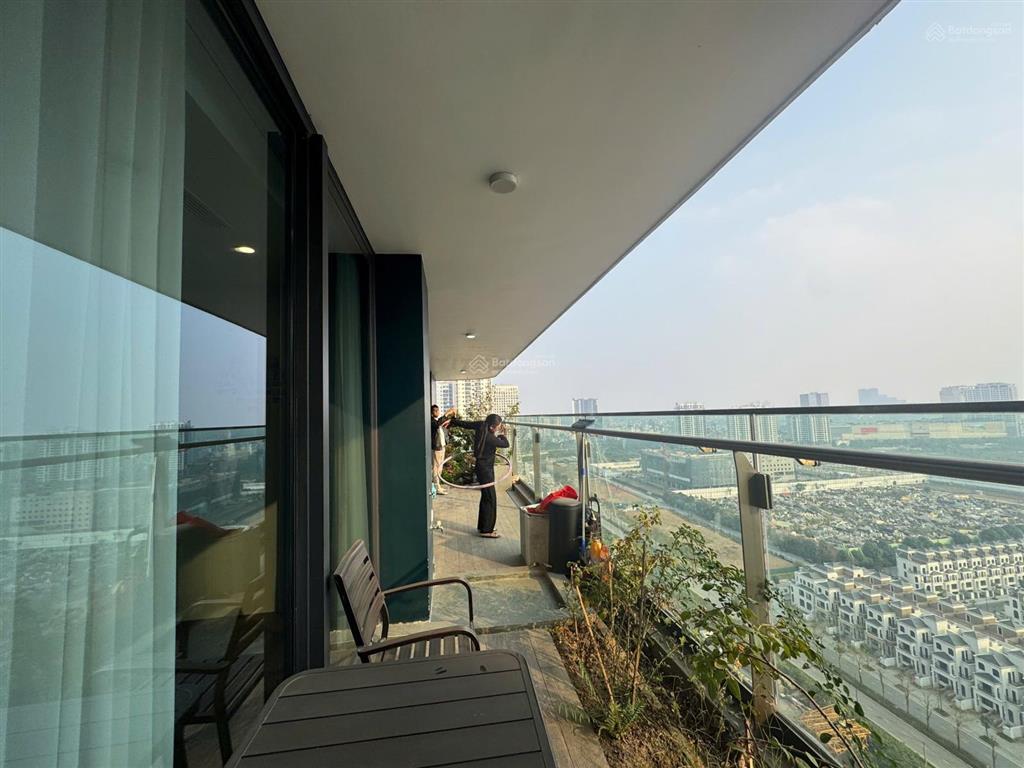 Căn hộ 160m2 sunshine golden river giá 21,5 tỷ. full nội thất