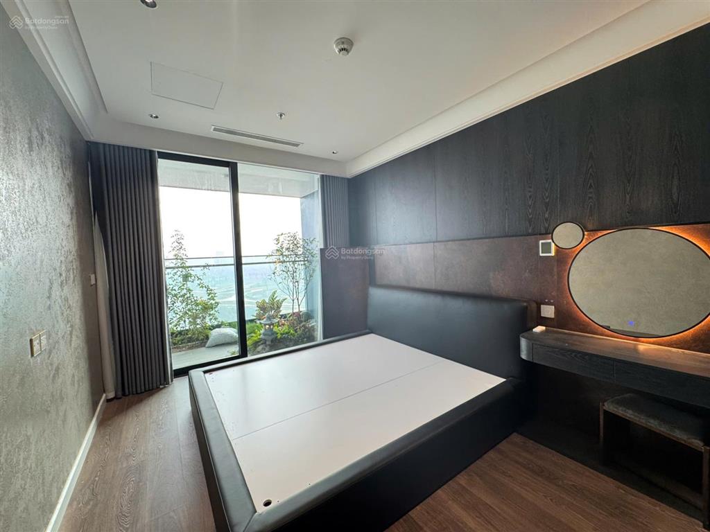 Căn hộ 160m2 sunshine golden river giá 21,5 tỷ. full nội thất