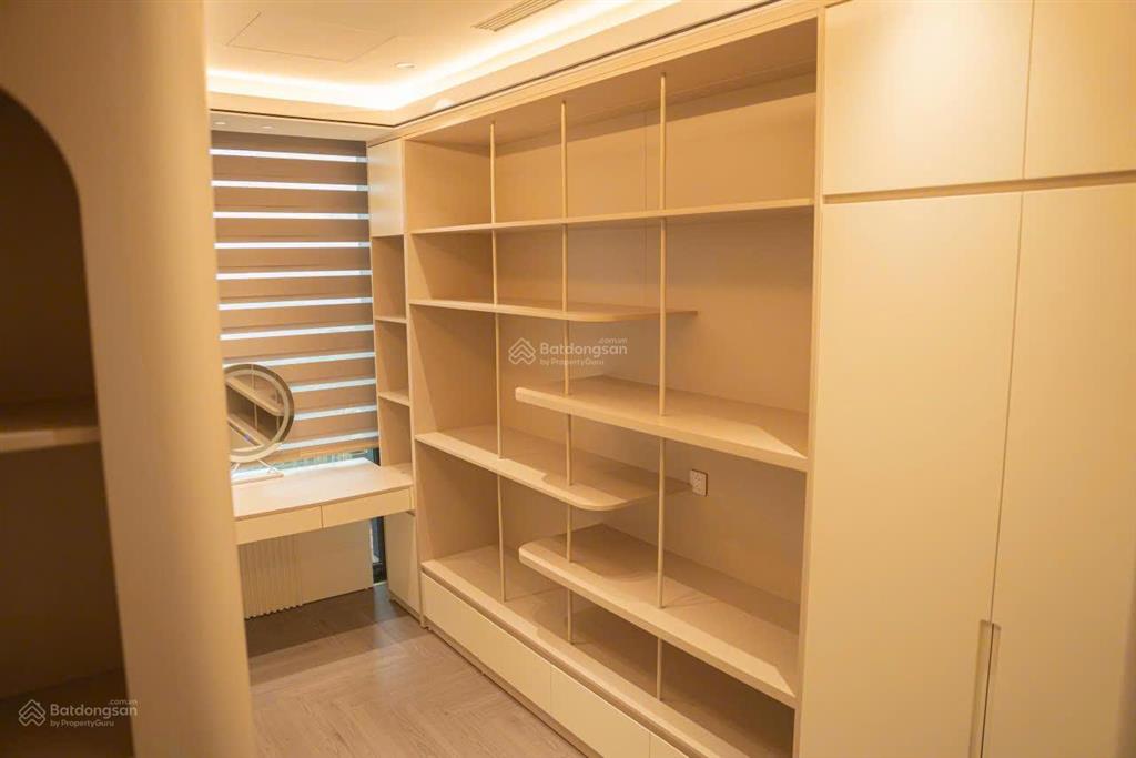 Sunshine golden river  chính chủ gửi bán căn hộ 3pn full nội thất, nhà mới làm chưa ở ngày nào