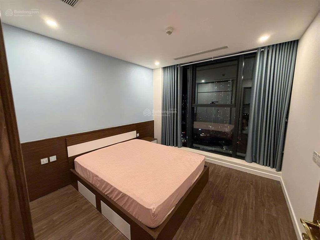 Cho thuê căn 3pn sunshine city. diện tích 98m2, full đồ, giá 22 triệu