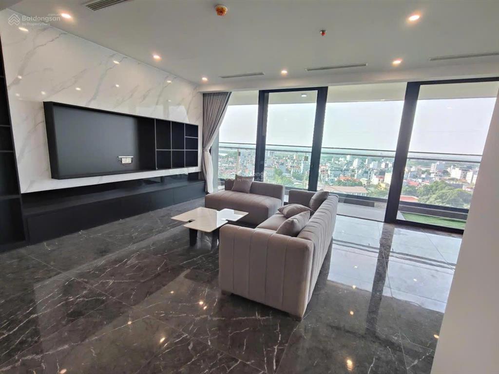 Bán 3pn | 23 tỷ bao phí | sunshine golden river | full đồ | view sông hồng