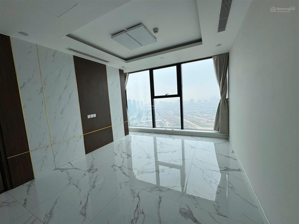 23,7 tỷ bao phí. bán căn duplex view công viên ciputra. diện tích 195m2