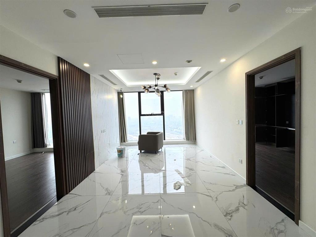 23,7 tỷ bao phí. bán căn duplex view công viên ciputra. diện tích 195m2