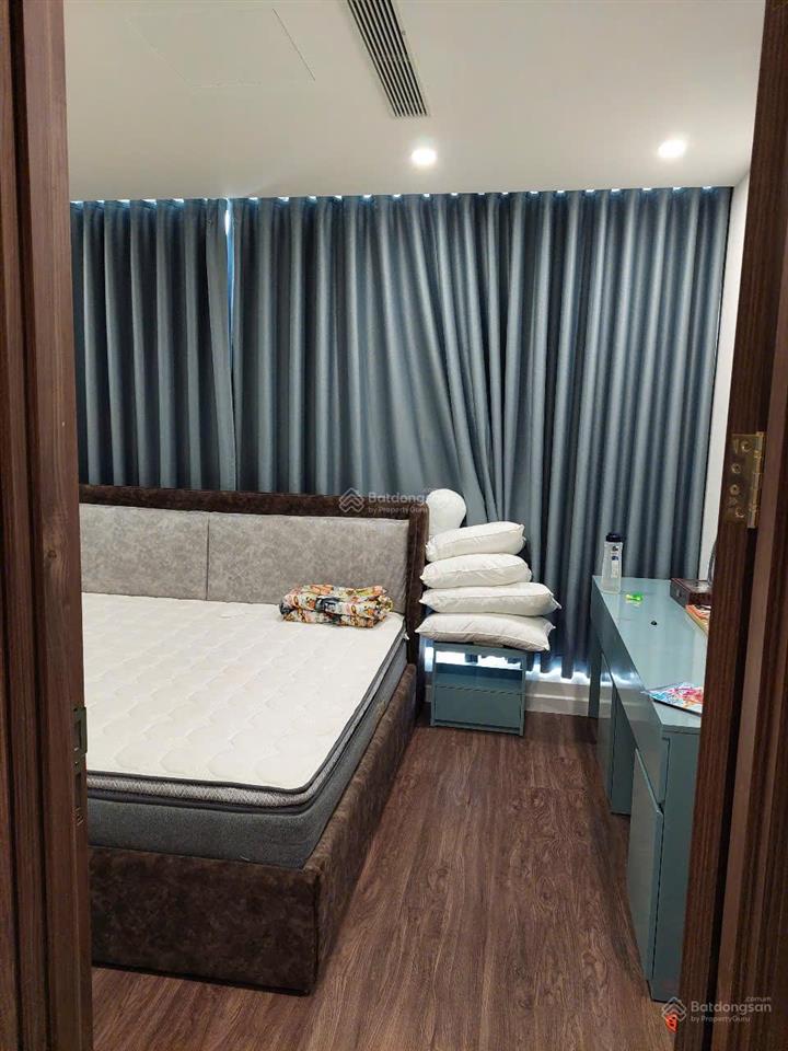 Bán căn 3pn 98m2 sunshine city. giá 9,4 tỷ full đồ