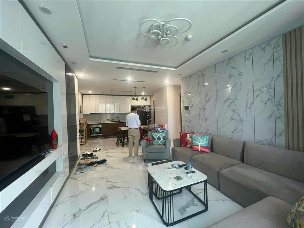 9 tỷ | 3pn 98m2 (92tr/m2) toà s5 s6 sunshine city.  ngay
