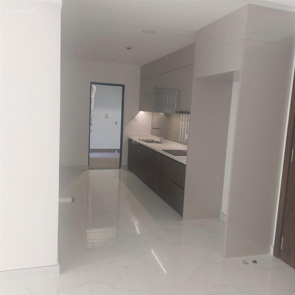 Chủ đang cần tiền bán gấp căn 96m2 diamond brilliant giá chỉ 7.6 tỷ bao thuế phí  view hồ bơi.