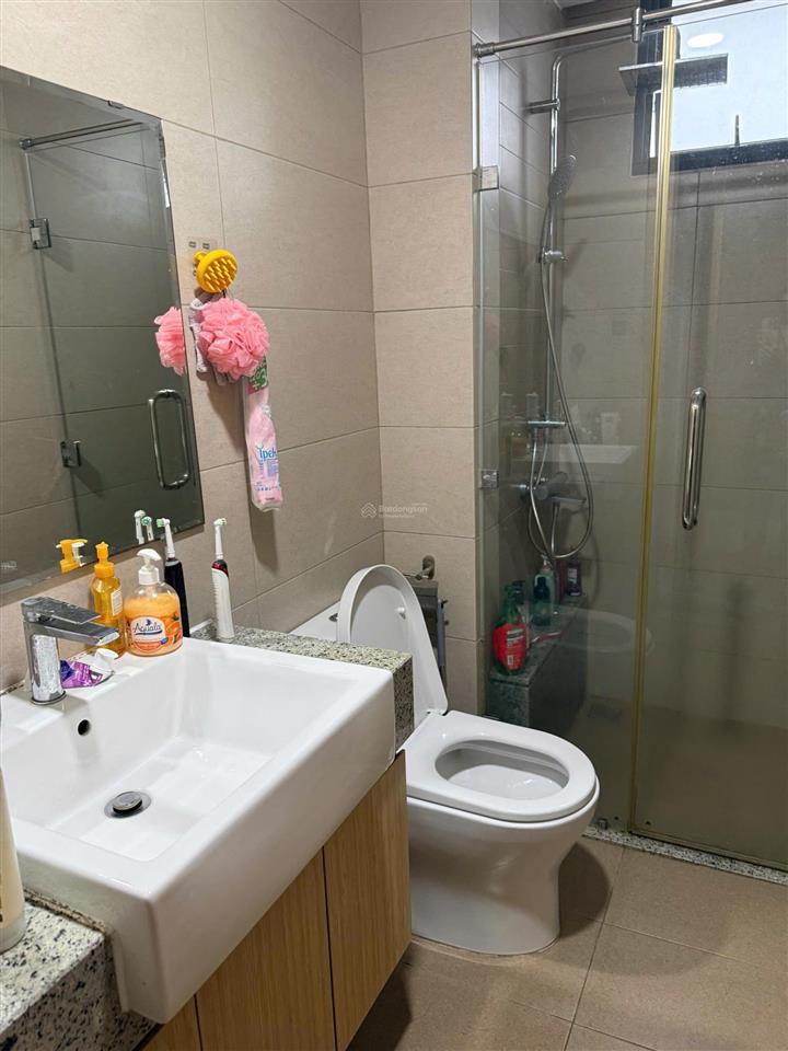 Cho thuê cọc nhanh căn 84m2 emerald full nội thất 16tr/tháng giá mềm nội thất đẹp mát mẻ