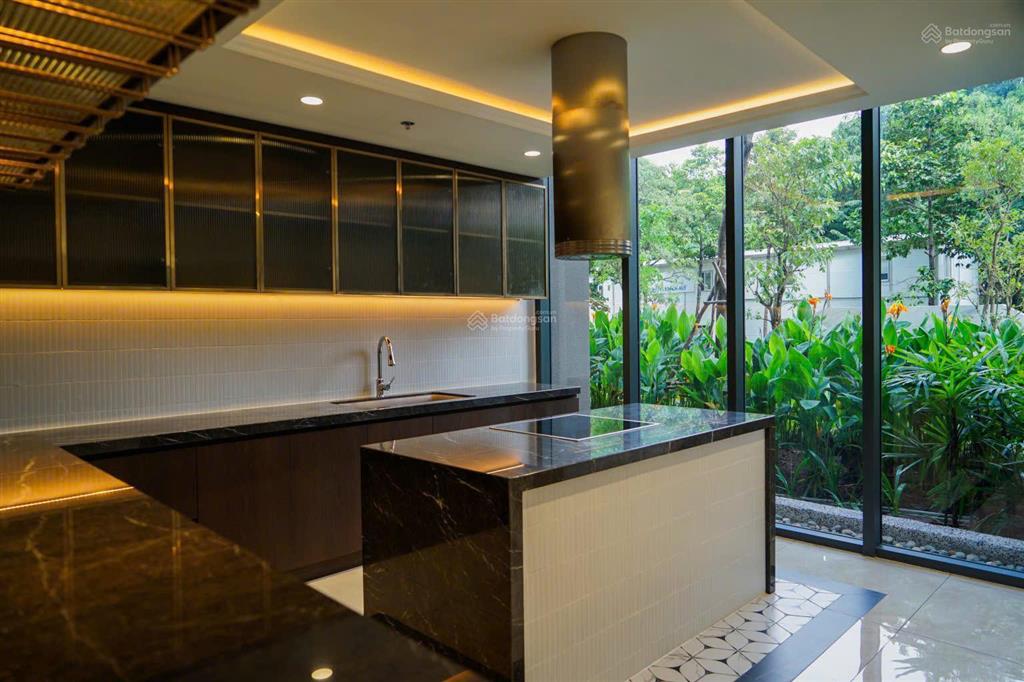 Diamond centery  resort 6 sao  căn 96m2 full nội thất cực đẹp  chỉ 21tr/tháng