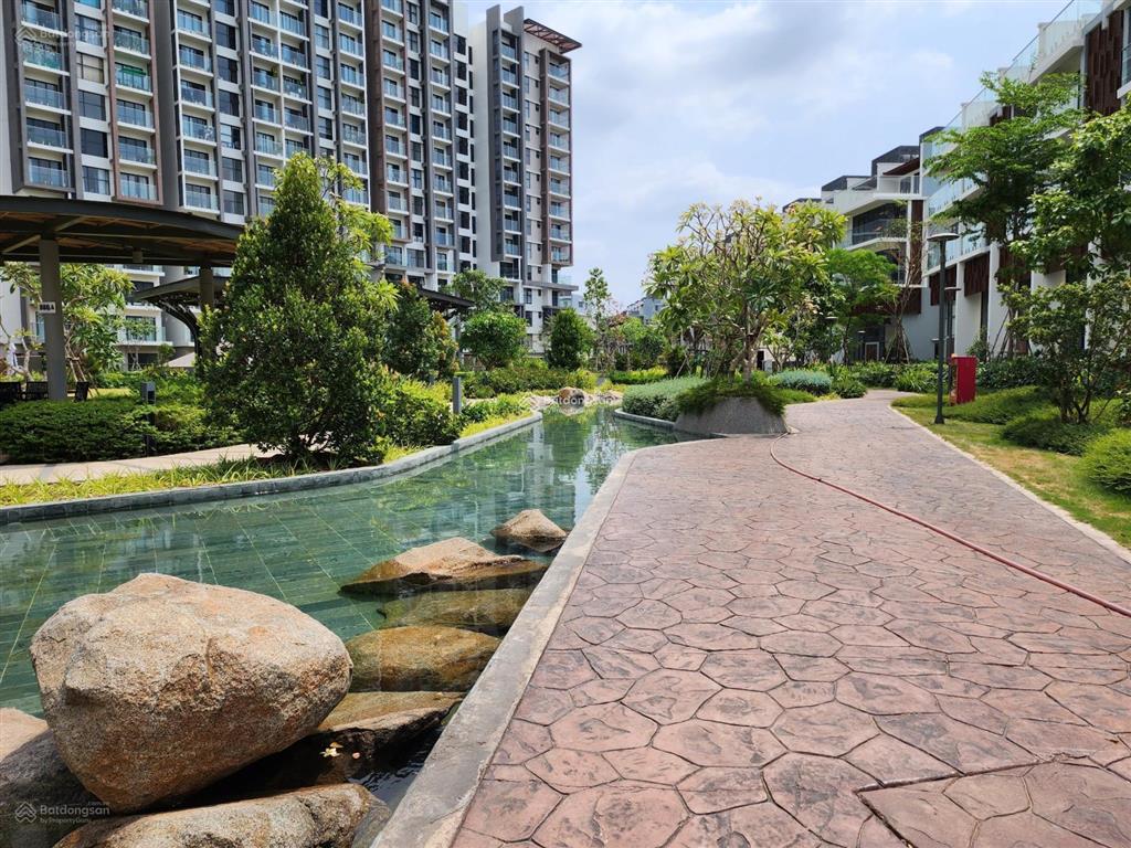 Cho thuê căn góc diamond brilliant 142m²  3pn+1 cao cấp  view công viên  giá chỉ 27tr full nt