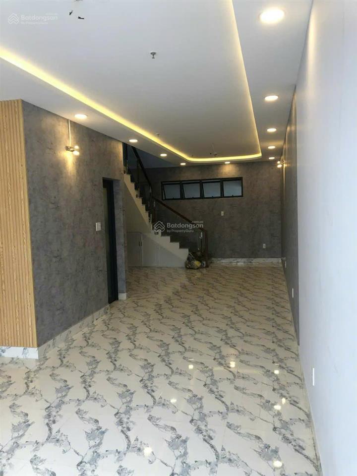 Cho thuê shophouse kinh doanh ngay mặt tiền đường kênh 19/5  hành lang rộng  giá thuê 22 tr/th