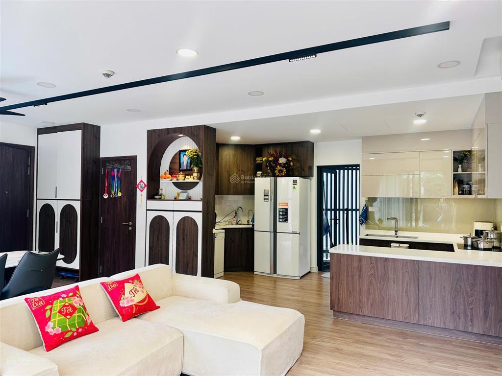 Hot hot căn 128m2 3 pn diamond brilliant mát mẻ lầu thấp  giá tốt 23 triệu/tháng  full nội thất
